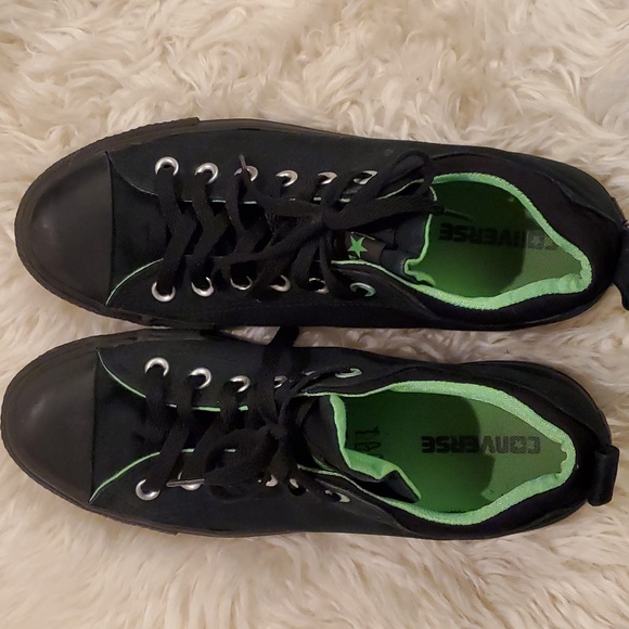 Converse Men's 8 - Picture 1 of 4